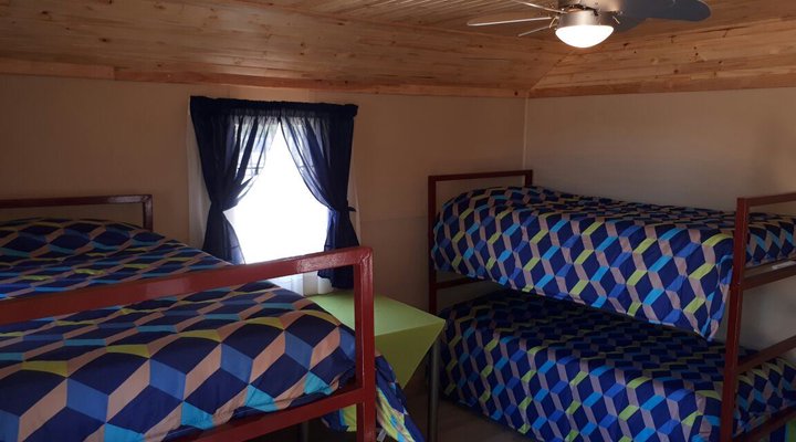 Mossie Bos Backpackers & Group Venue