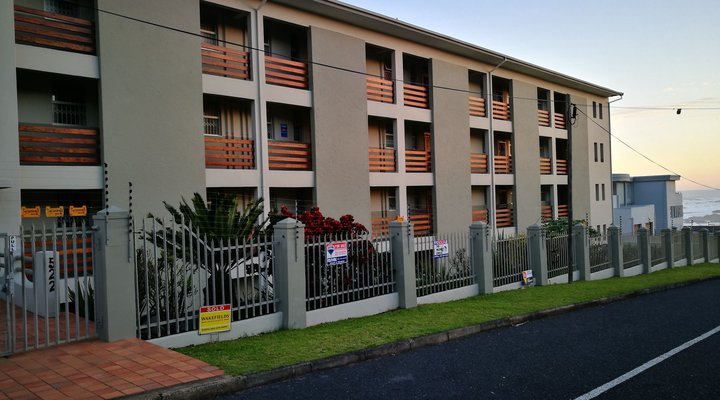17 Ocean Gardens