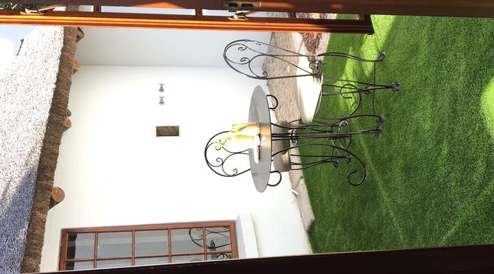 Cottage on College - The Cottage (2 Sleeper) 