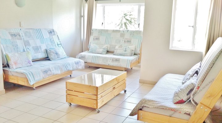 Fawlty Towers Afari Lodge 