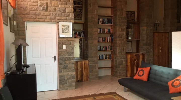 Neshiri Studio Apartment