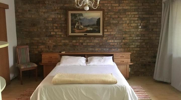 Roland's Rendezvous International Guest House