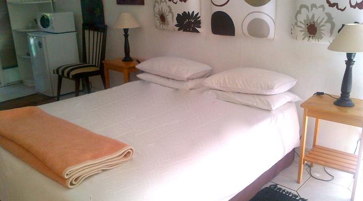 Roland's Rendezvous International Guest House