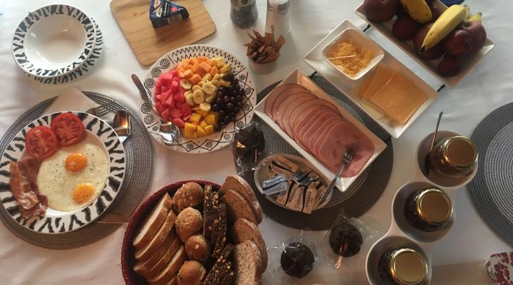 Roland's Rendezvous International Guest House