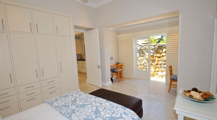 Luxury Garden Cottage