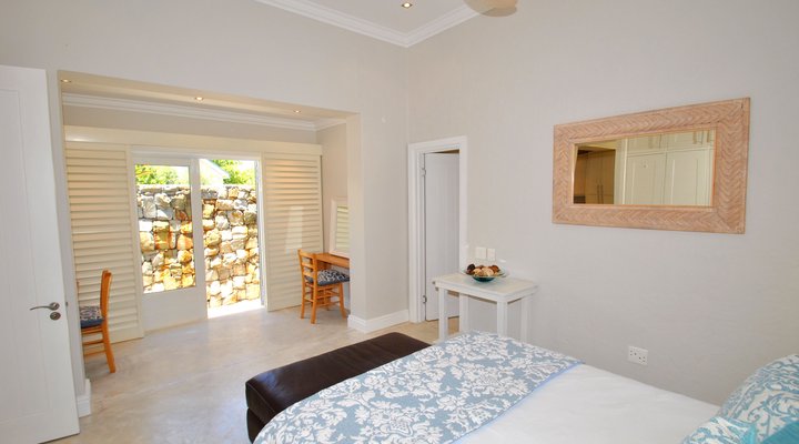 Luxury Garden Cottage