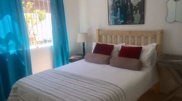 Beach house charm, Blouberg Beaches close by