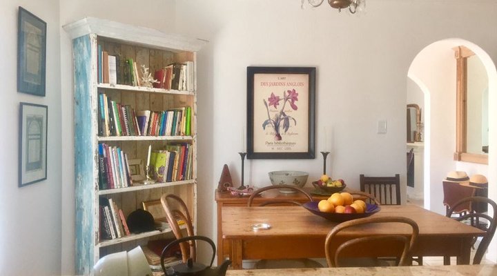 Beach house charm, Blouberg Beaches close by