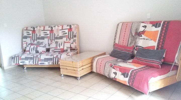 Fawlty Towers Afari Lodge 