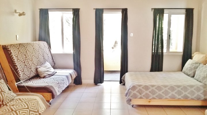 Fawlty Towers Afari Lodge 