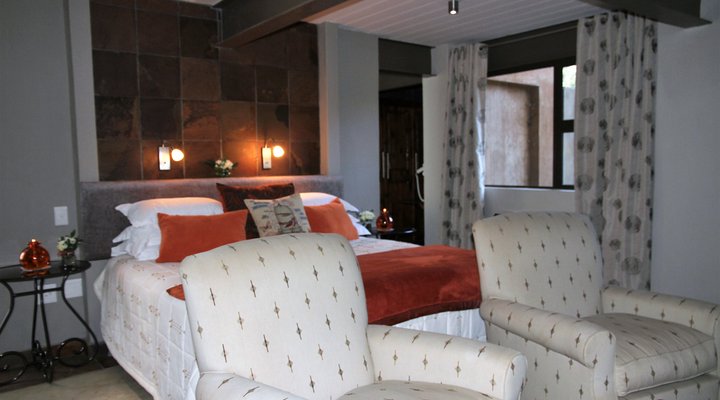 Thaba Noka River Lodge
