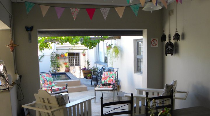 Daisy Darling Bed & Breakfast