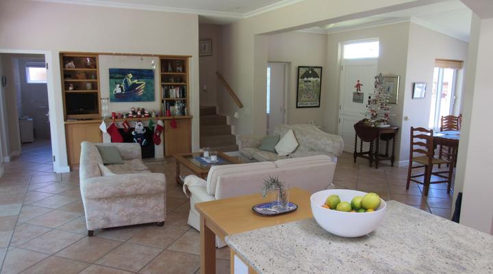 Kingfisher Beach House