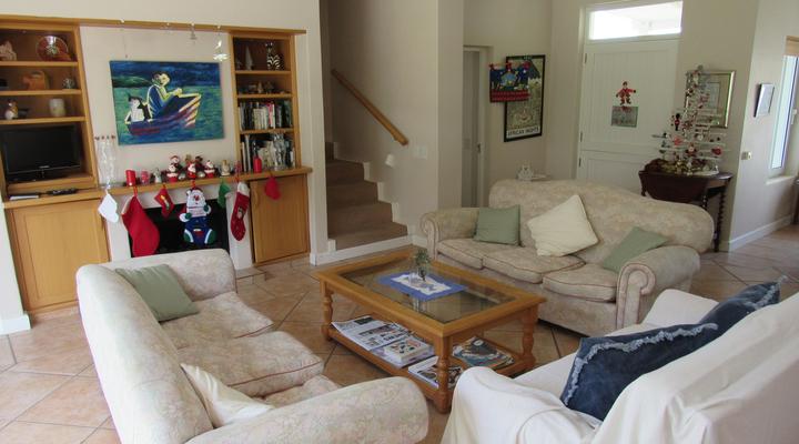 Kingfisher Beach House