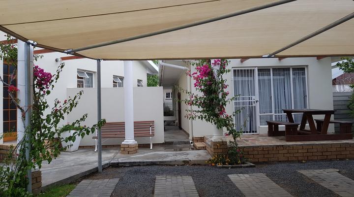 Swartberg Street Guest House