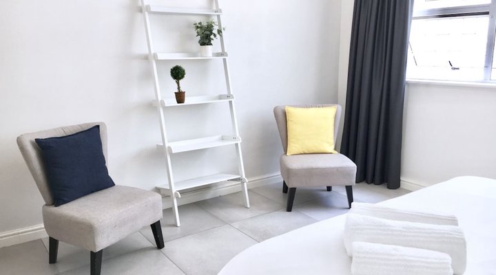 13 Sandringham Studio Beach Road 