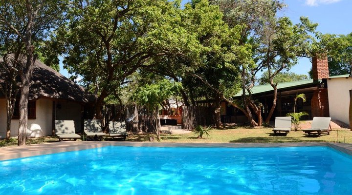Wild Dogs Safari Lodge