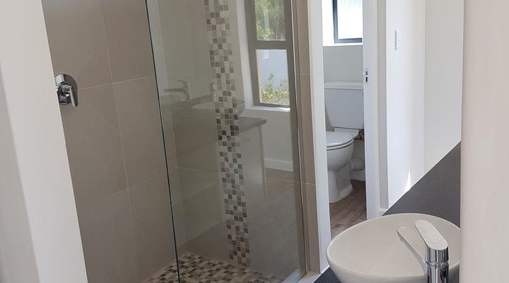 Mountain and Sea House and Cottage