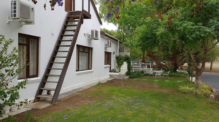 Golf View Guest House