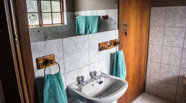 Fish Eagle Cottage