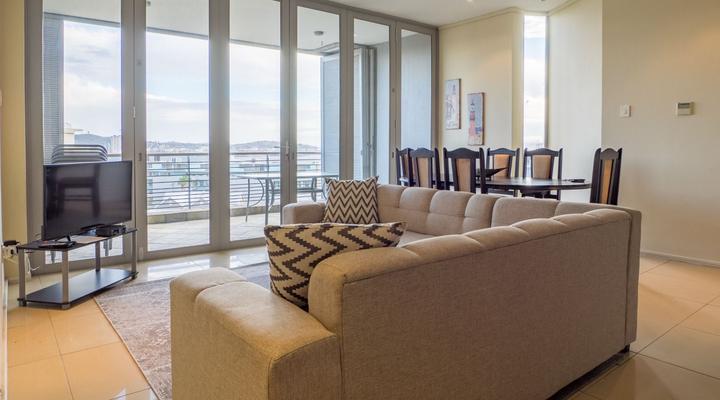 Beach Apartments- The Quays