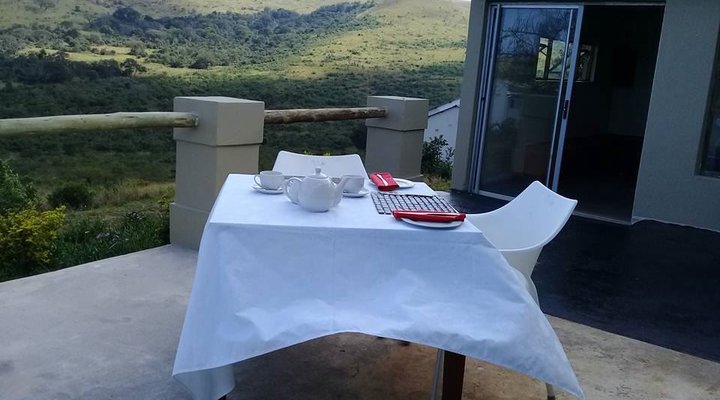 Hluhluwe Gate Safari Camp