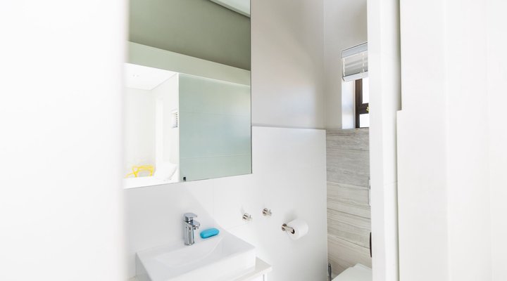 Blouberg Easy Living Guest Home