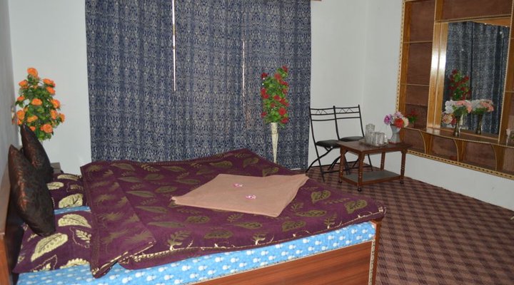 Hotel Noora Palace
