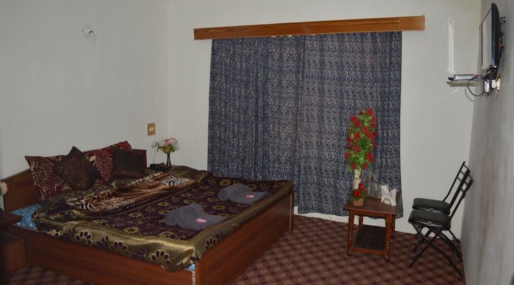 Hotel Noora Palace