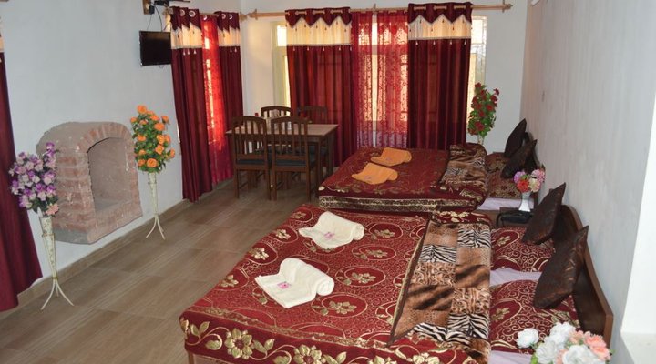 Hotel Noora Palace
