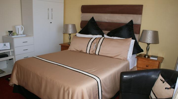 Thembalethu Bed and Breakfast