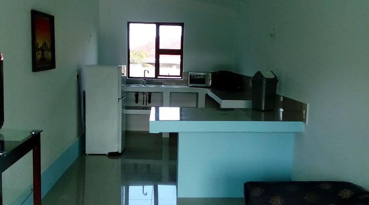 Breakers Accommodation