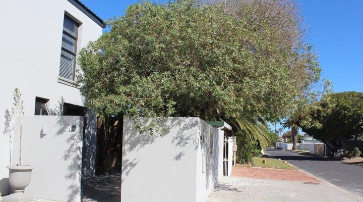 Melkbosstrand Hideaway