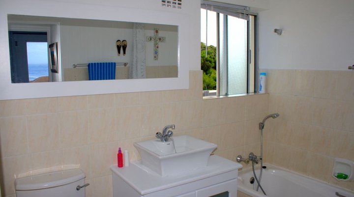 277 Hermanus Beach Club