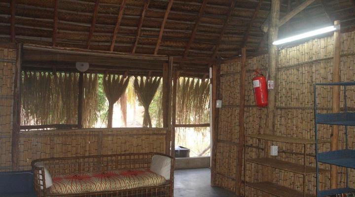 Nao Faz Mal - The Bungalow