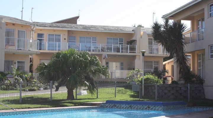 Uvongo Chalets