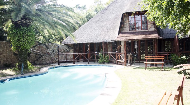 Lazy Lion Lodge