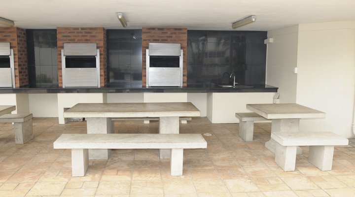 Hilken Lodge Apartment