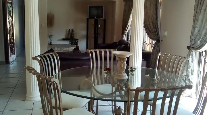 Kaleidoscope Holiday Home