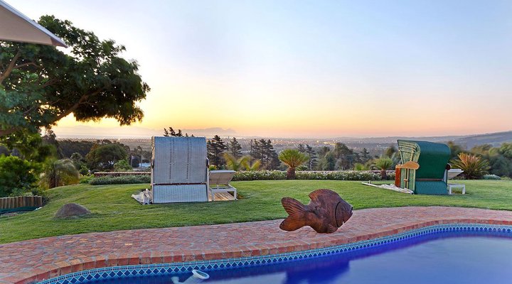 2 Night Apricot Gardens Boutique Package