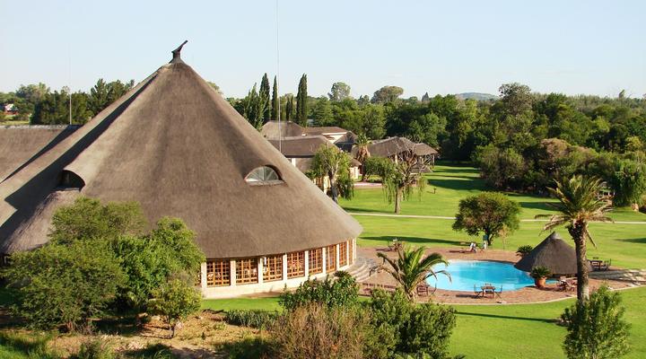 Stonehenge River Lodge