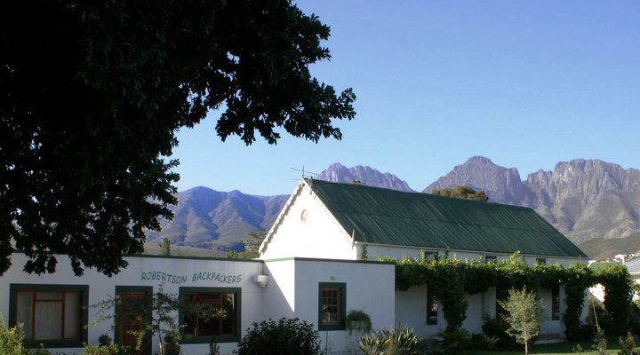Robertson Backpackers