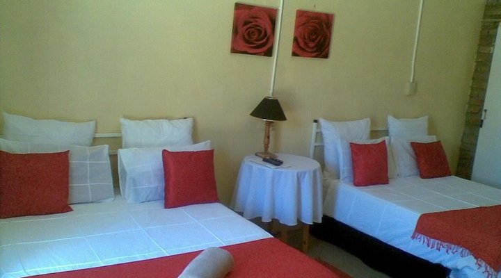 Lorraine's Guest House