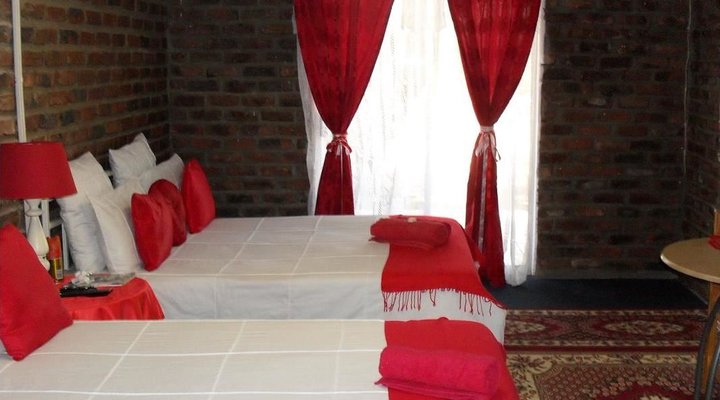 Lorraine's Guest House