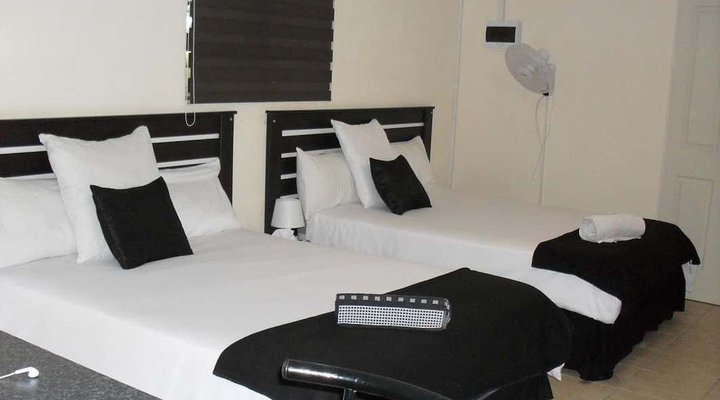 Lorraine's Guest House