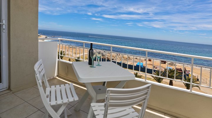 Westridge, Mouille Point. 