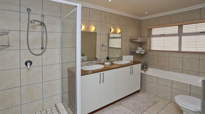 Westridge, Mouille Point. 