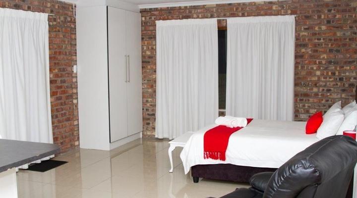 Hillcrest Drive Main House 