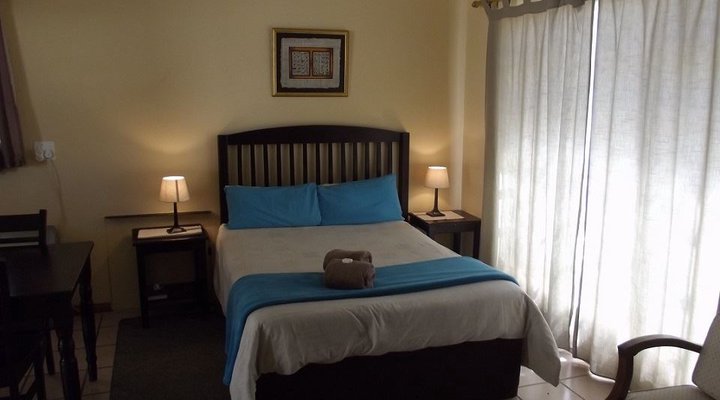 Petronella Guest House