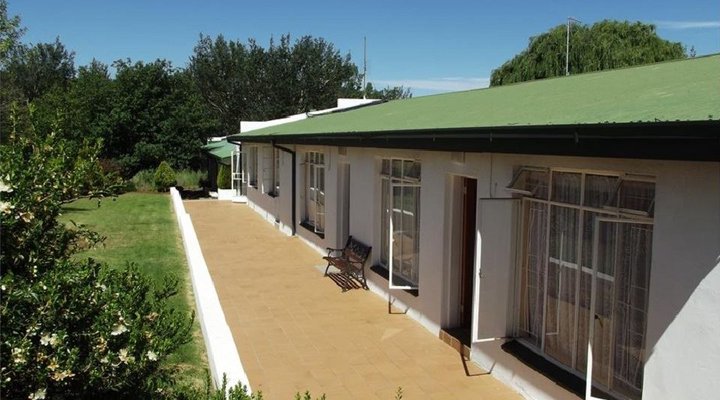 Petronella Guest House